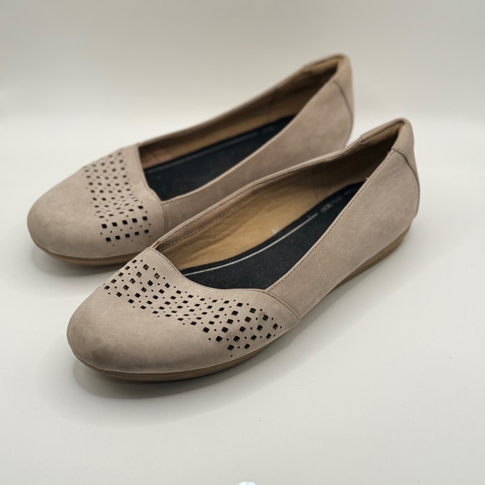 Abeo 24/7 Fleur Taupe Leather Laser Cut Perforated Ballet Flats Womens 7